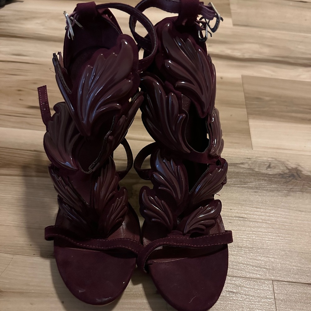Women Burgundy Heels